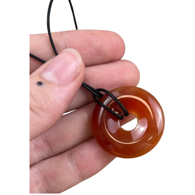Carneool donut hanger