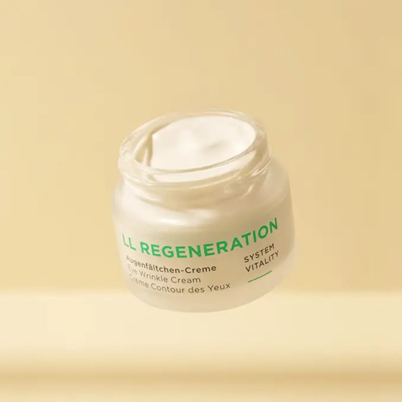 Annemarie Borlind LL Regeneration Oogrimpelcreme (30 ml.)
[mwwsrc:11364fcc1f3ec4cdc5ef7c1f1c1f5bf3b8959714.jpg]