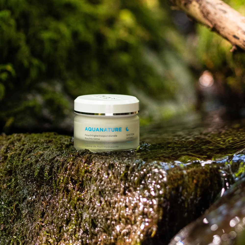 Annemarie Borlind Aquanature hydraterende nachtcremè (50 ml.)
[mwwsrc:c4fcfc6f93c72d05fe862a206bdd49d94370210a.png]